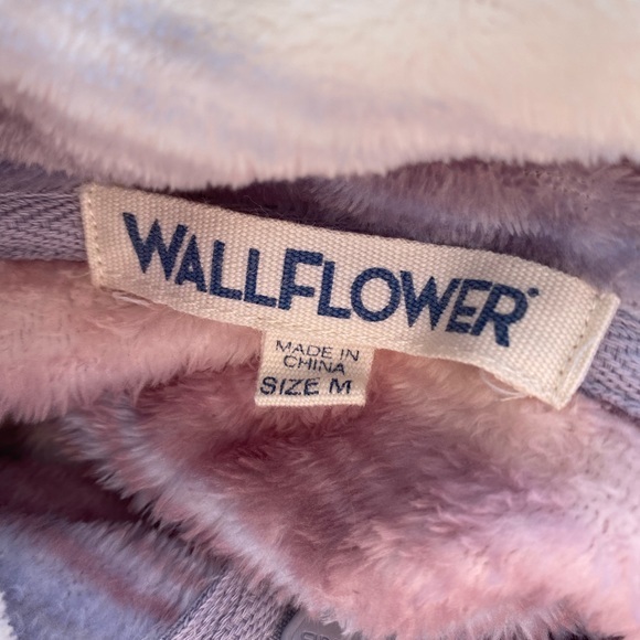 SOFT AND COZY FURRY TOPππ - Picture 4 of 7